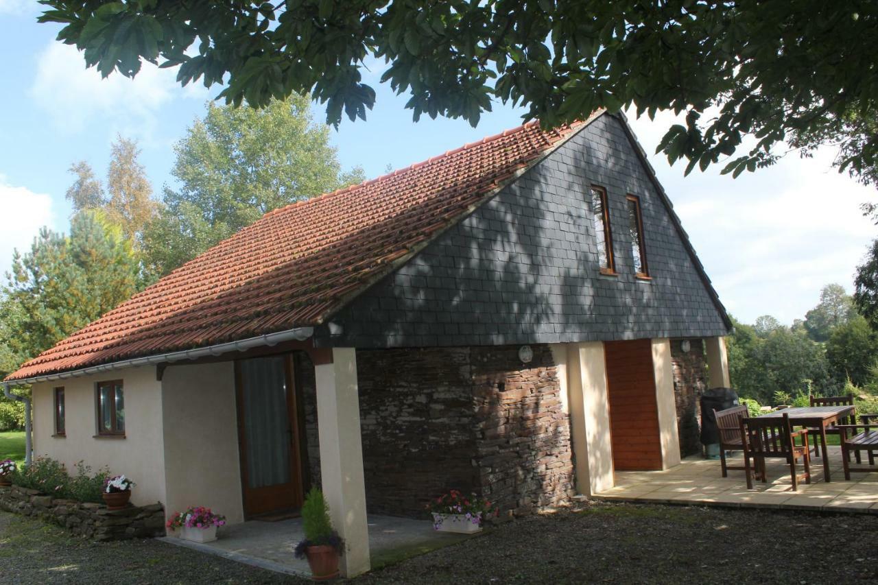 Marion'S Cottage Le Mesnil-Villeman Exterior photo